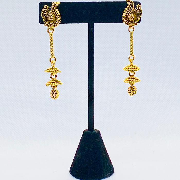 Drop Earring With Pretty Peacock