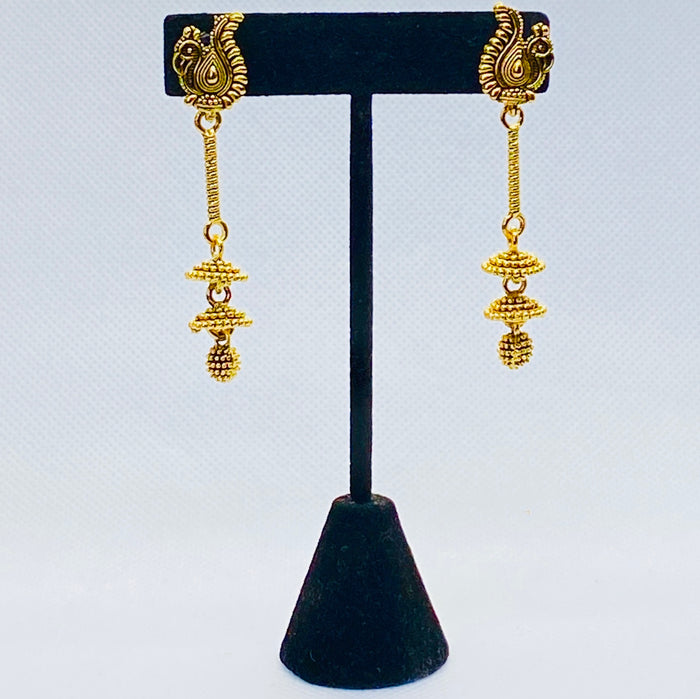 Drop Earring With Pretty Peacock