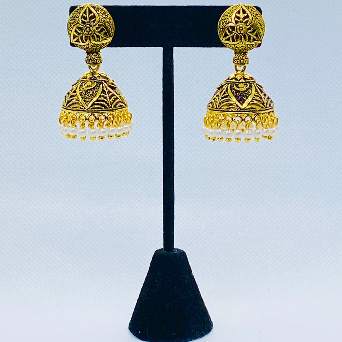 Golden Traditional Bell Jhumka Earring With Leaf Design